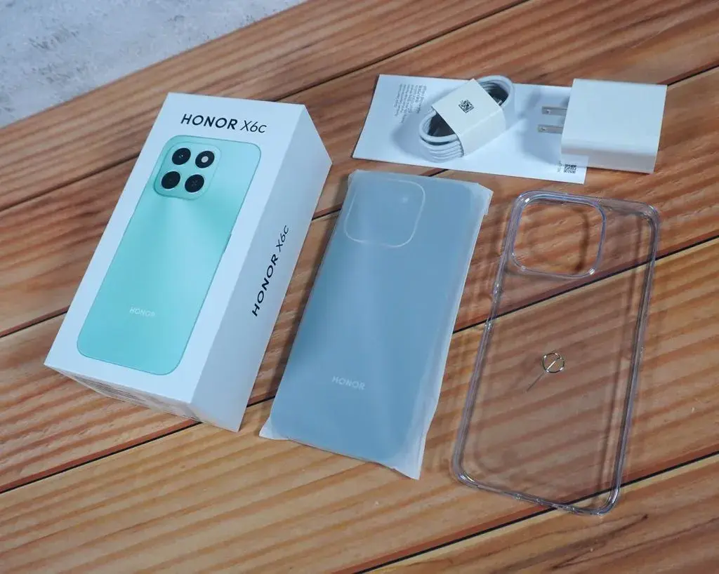 محتویات درون بستهبندی Honor X6c