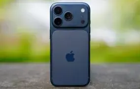 نقد و بررسی آیفون 17 پرو