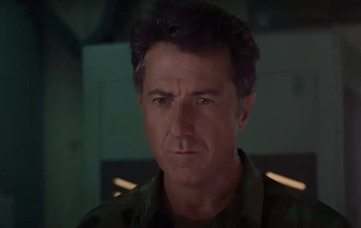 بهترین فیلمهای داستین هافمن؛ شیوع (Outbreak)