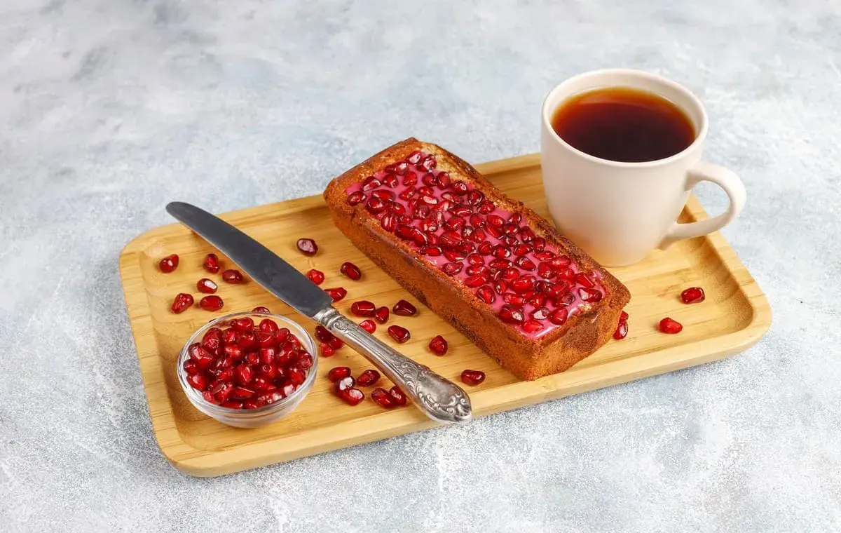 مرحله آخر تهیه مربای انار