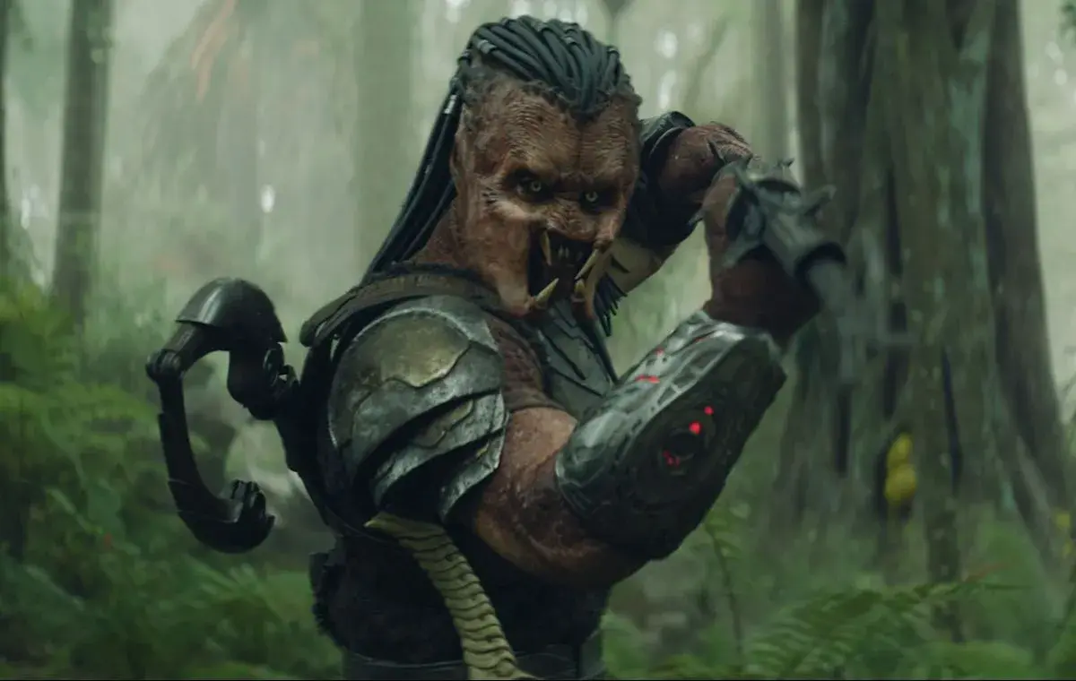 فروش غارتگر: سرزمینهای بد