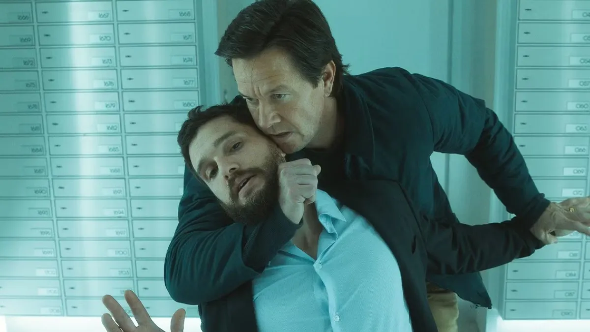 کیت هرینگتون - مارگ والبرگ