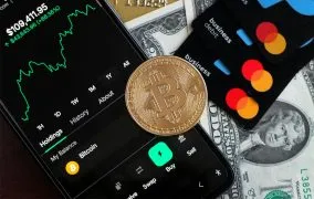 بهترین صرافی ارز دیجیتال برای خرید بیت کوین با کارمزد پایین