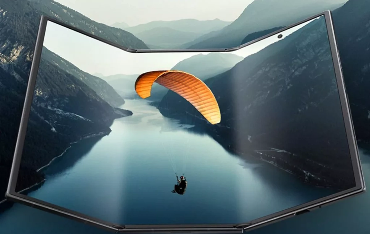 گلکسی Z TriFold