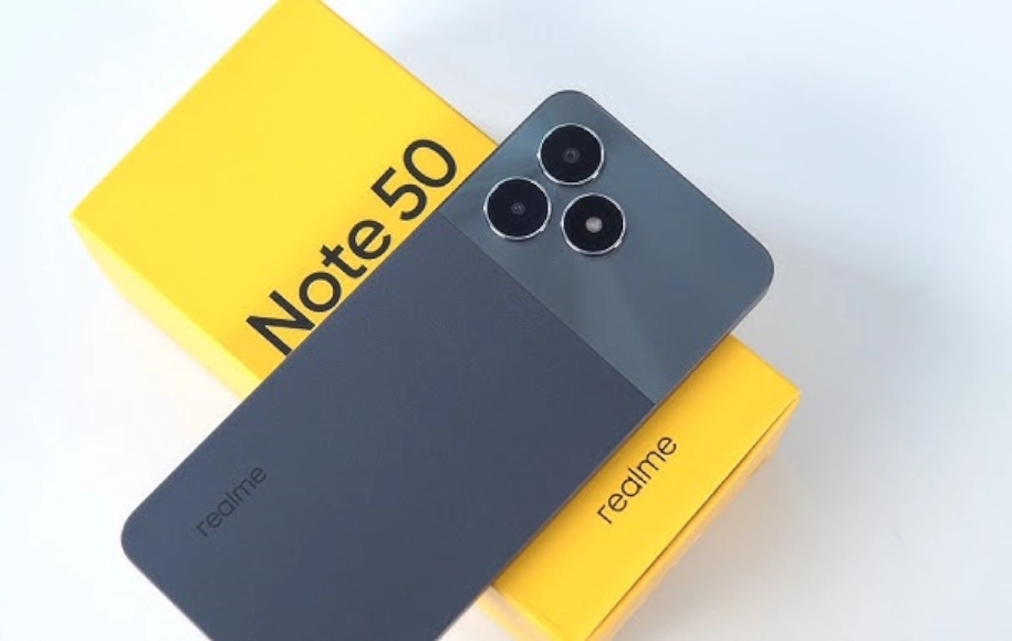 نقد و بررسی بررسی ریلمی نوت ۵۰