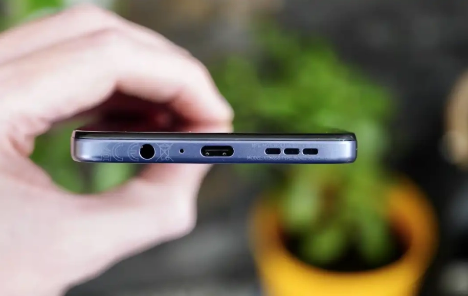 باتری، سرعت شارژر و اسپیکر