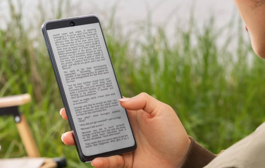 نقد و بررسی TCL 50 Nxt Paper