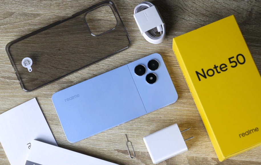 نقد و بررسی بررسی ریلمی نوت ۵۰