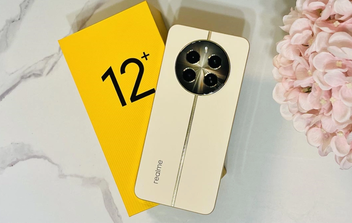 نقد و بررسی ریلمی ۱۲ پلاس؛ میان‌رده‌ای با طراحی لوکس