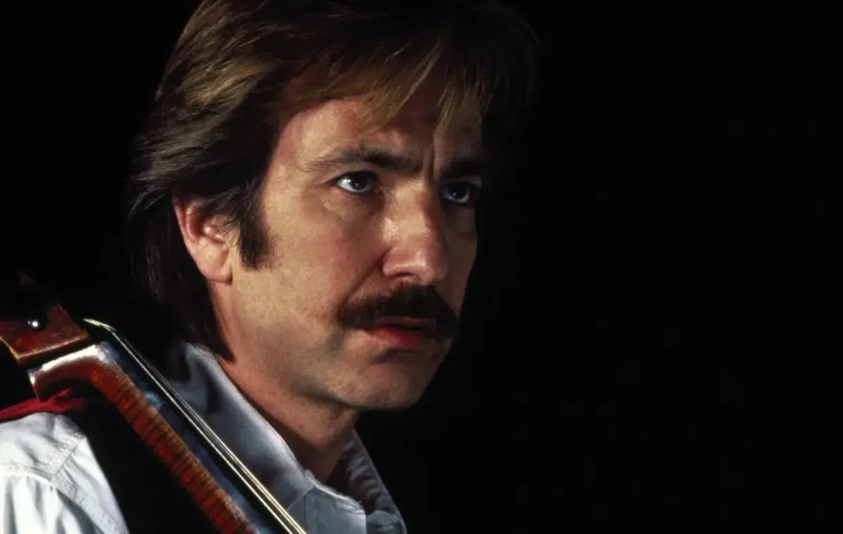 حقیقتا، دیوانهوار، عمیقا (Truly, Madly, Deeply)