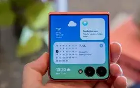 گلکسی زد فلیپ 8 - گلکسی Z Flip 8