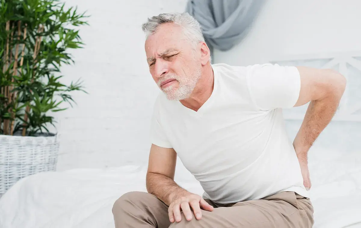 بهترین مولتی ویتامین برای دیسک کمر؛ انتخاب موثر برای کاهش درد و بهبودی