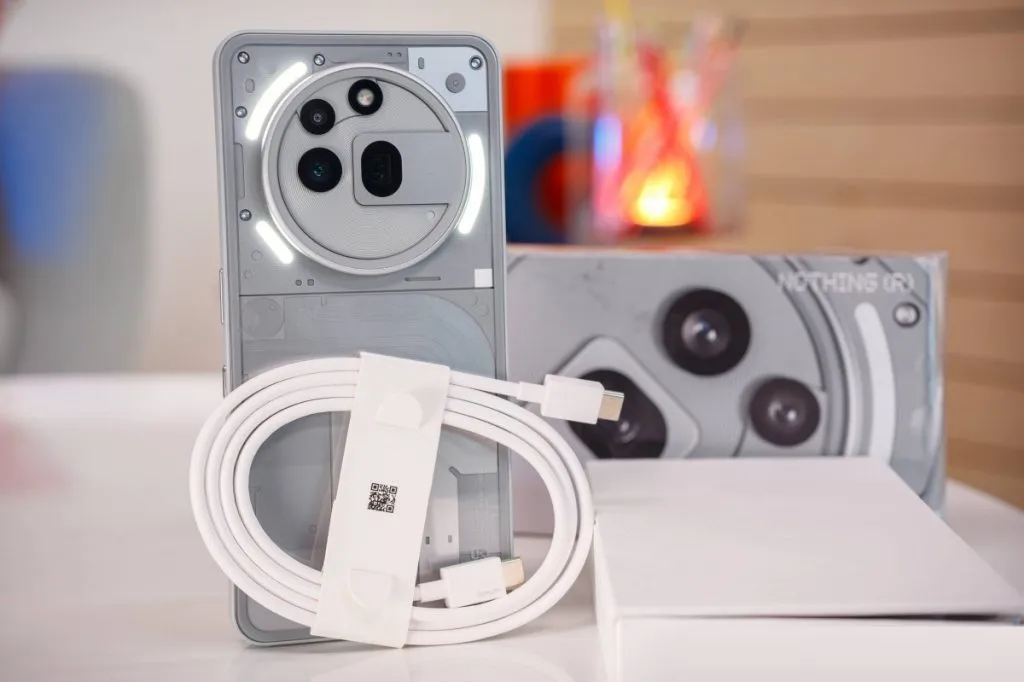 محتویات درون بستهبندی Nothing Phone 3a Pro