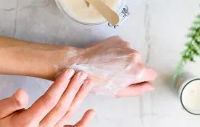 سفید شدن فوری دست خانگی