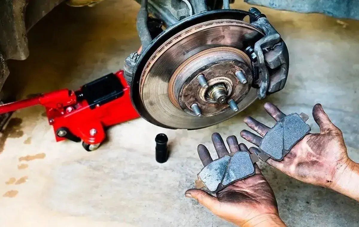 زمان تعویض لنت ترمز