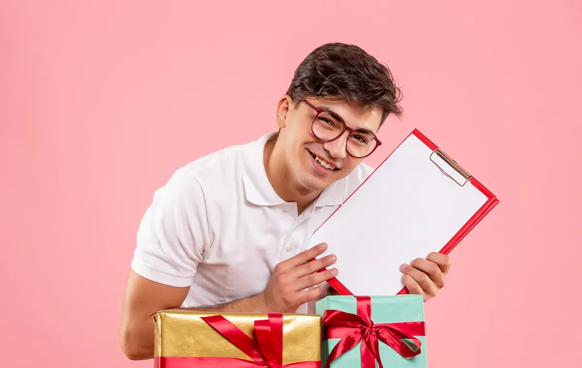 راهنمای خرید هدیه شب یلدا برای دانشآموزان