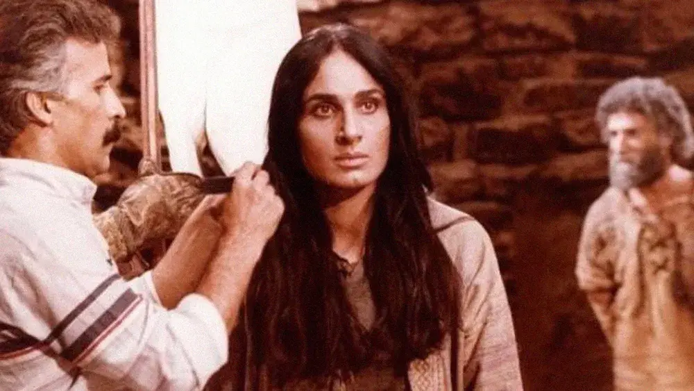 سوسن تسلیمی