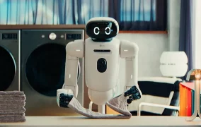 ربات هوشمند ال‌جی