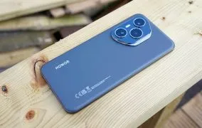 نقد و بررسی آنر 400 پرو