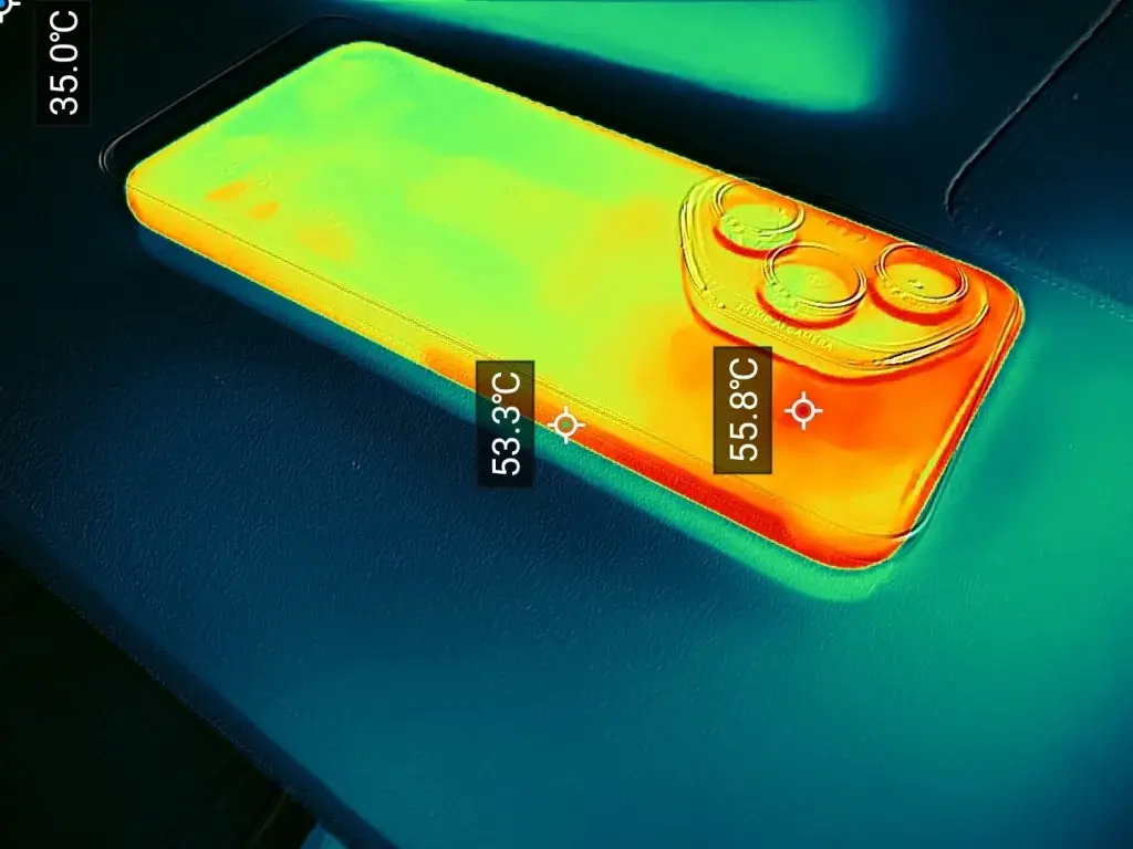 آیا آنر 400 پرو داغ می‌کند؟