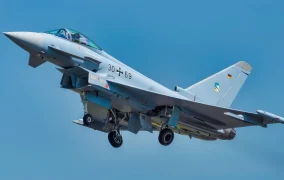 جنگنده تایفون