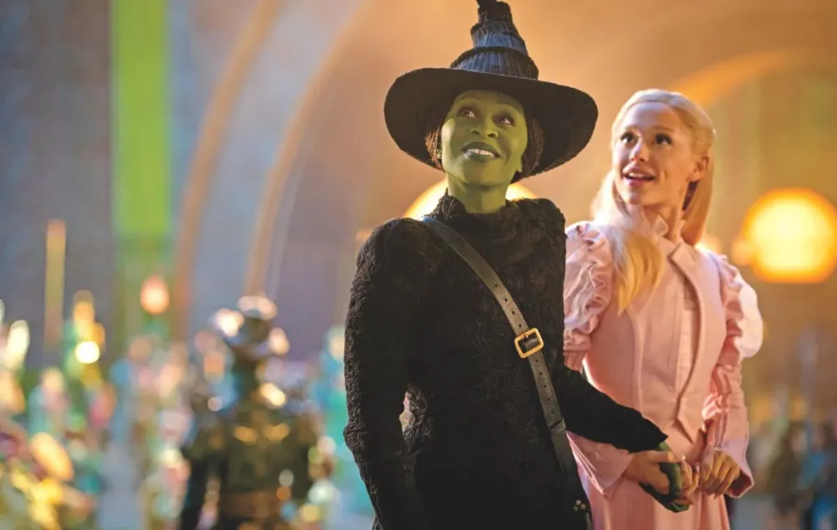 بهترین فیلم‌های اقتباسی 2025؛ شرور: برای همیشه (Wicked: For Good)