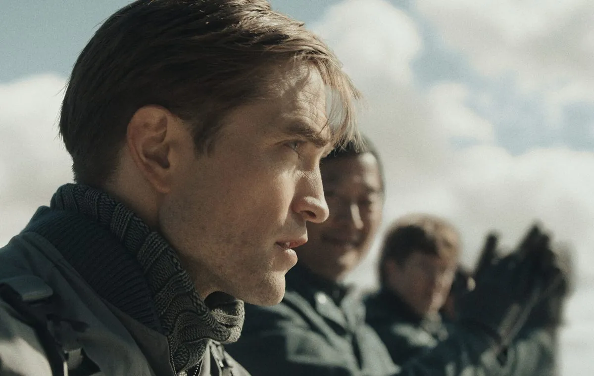 میکی 17 (Mickey 17)