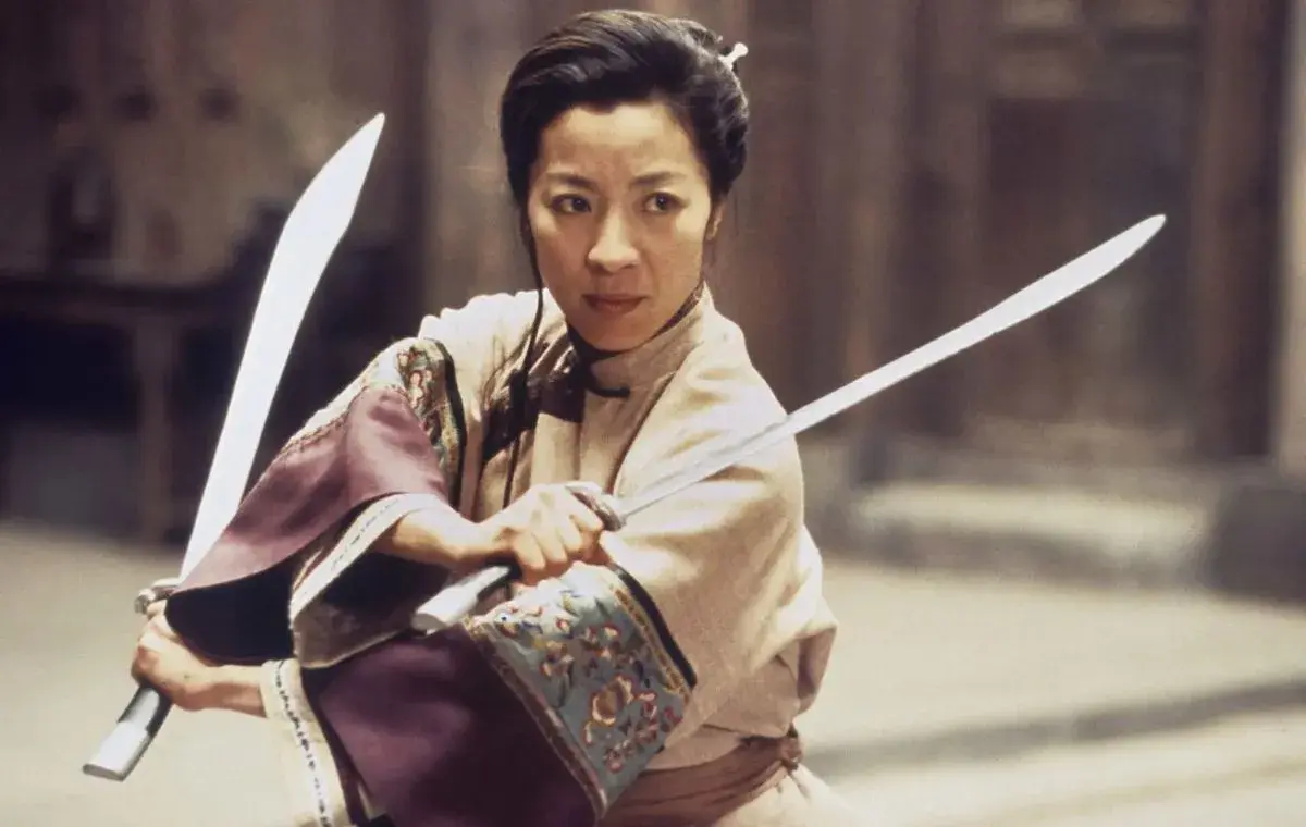 بهترین فیلم‌های اکشن تاریخی؛ ببر خیزان، اژدهای پنهان (Crouching Tiger, Hidden Dragon)