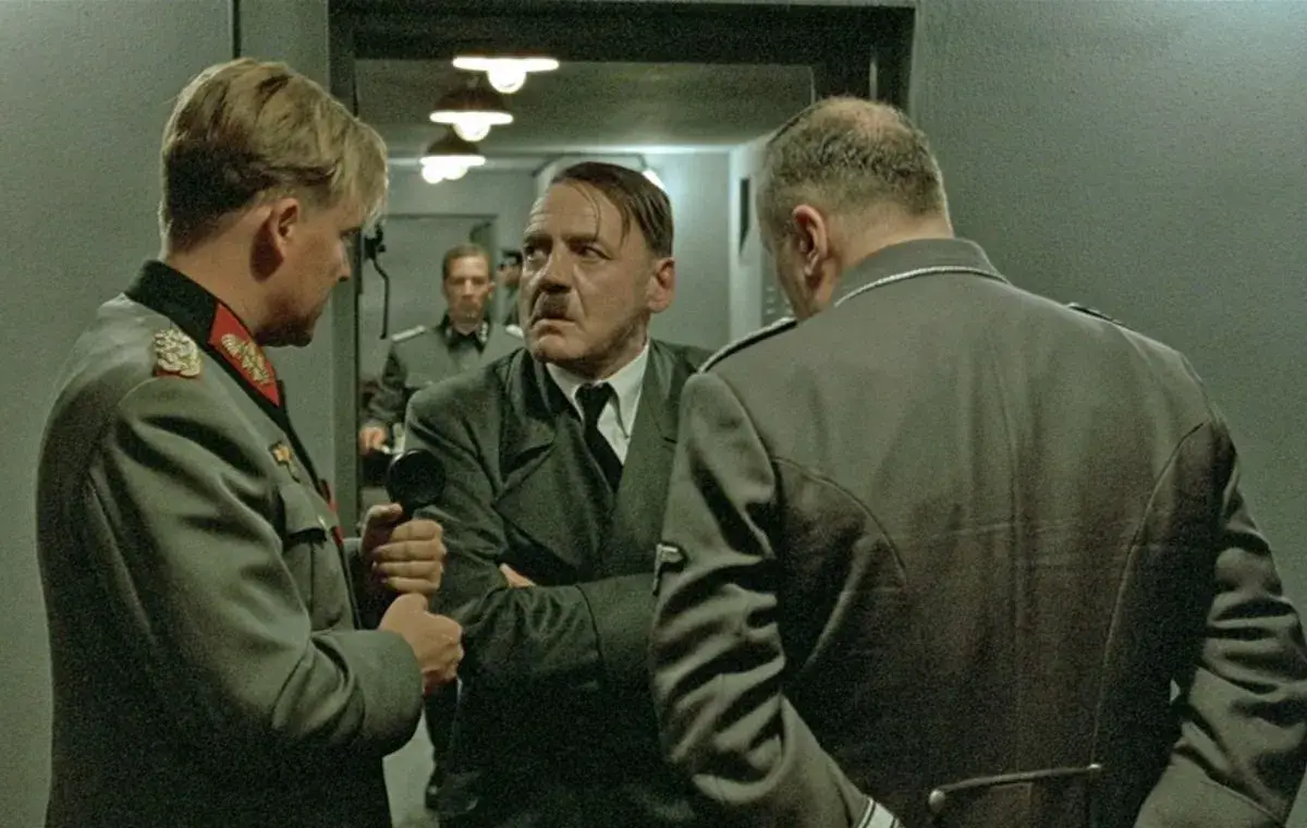 بهترین فیلمهای تاریخی بر اساس واقعیت؛ سقوط (Downfall)
