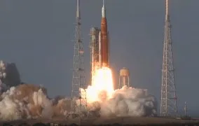 پرتاب فضاپیمای اوریون و پرتابگر SLS در مأموریت آرتمیس 2 به سوی ماه