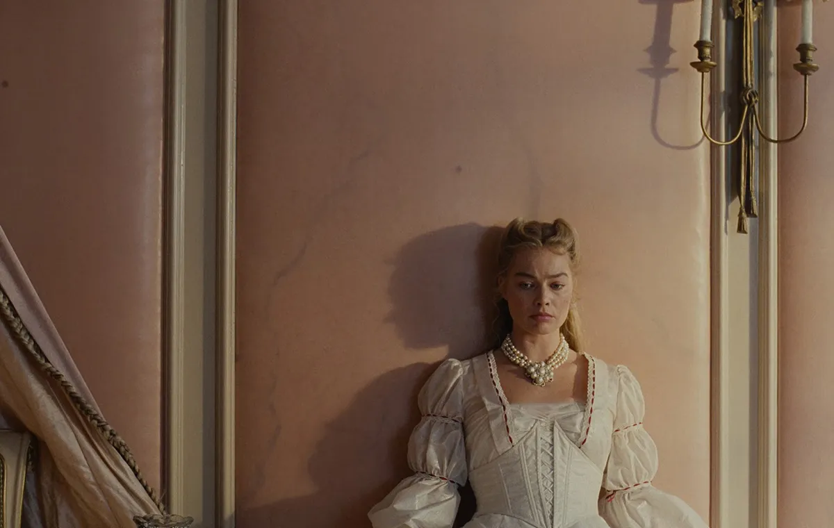 نقد فیلم «بلندی‌های بادگیر»؛ ابتذالی چشم‌نواز