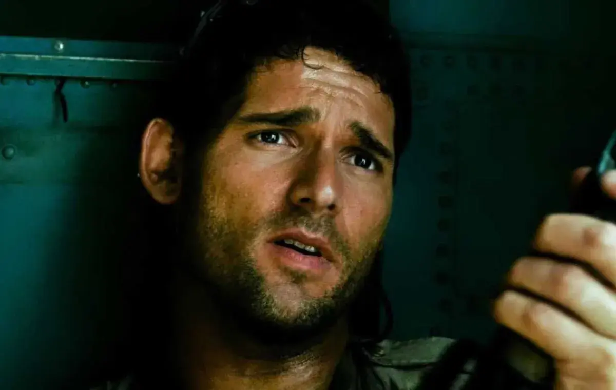 بهترین فیلم‌های اکشن تاریخی؛ سقوط شاهین سیاه (Black Hawk Down)