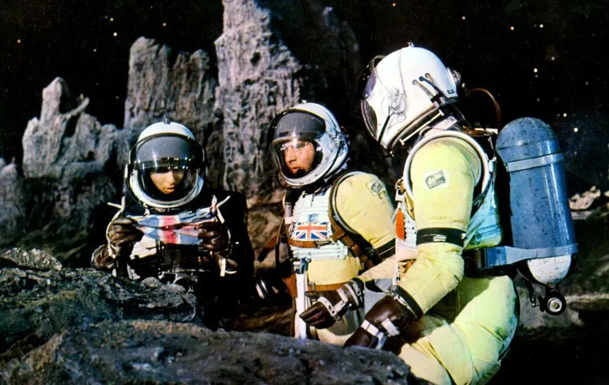 فیلم درباره سفر به ماه؛ اولین انسانها در ماه (First Men in the Moon)
