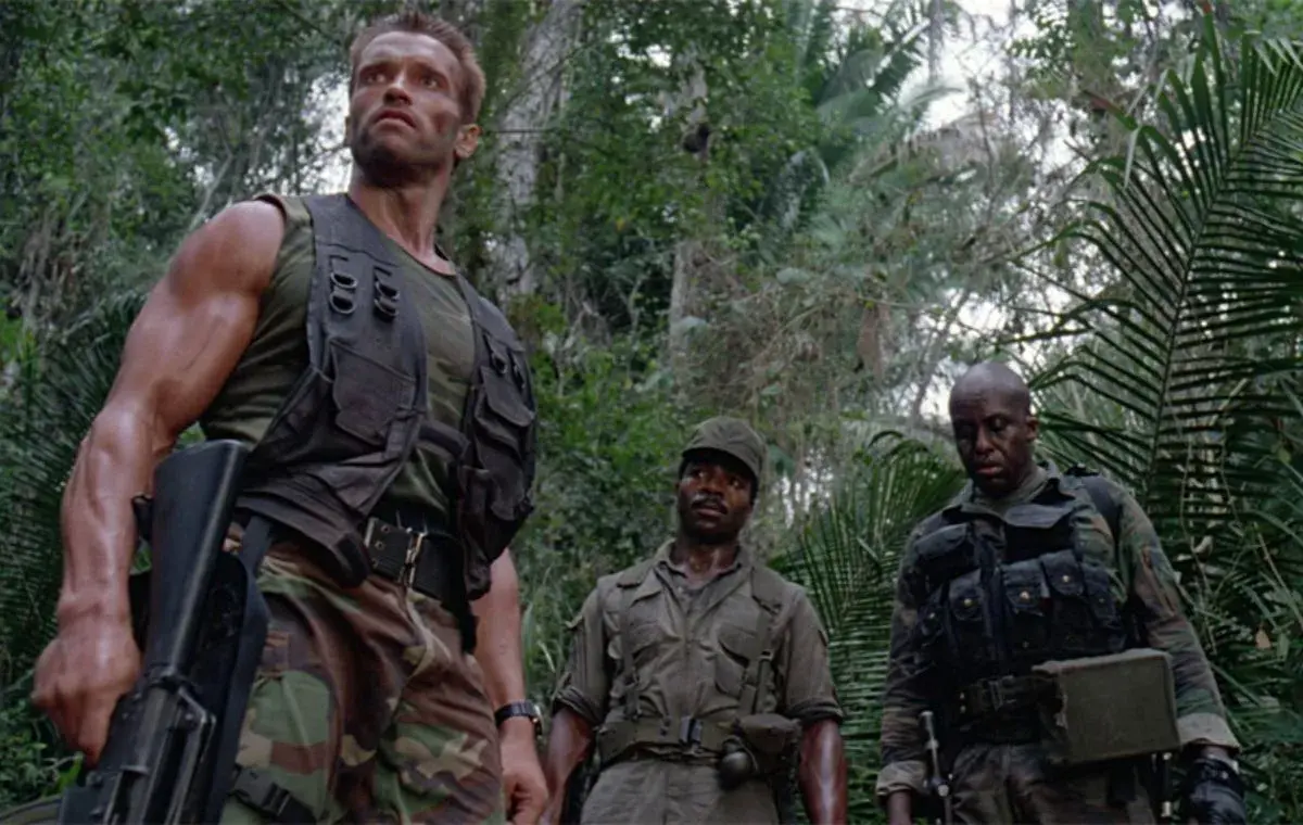 غارتگر (Predator)