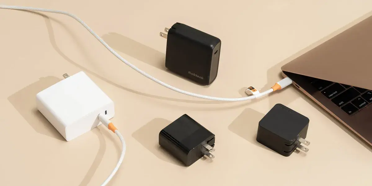 شارژر لپتاپ USB-C