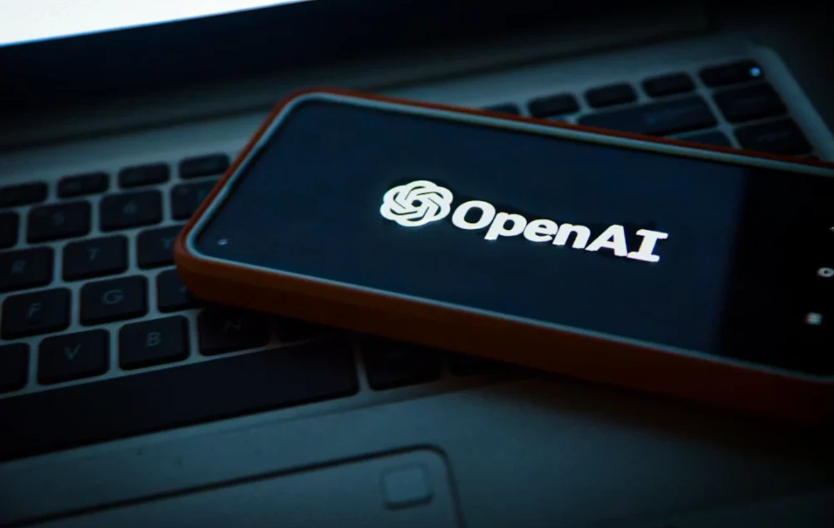 گوشی OpenAI