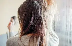 بهترین کرم مو برای موهای خشک و وز؛ خداحافظی با خشکی و وزی مو