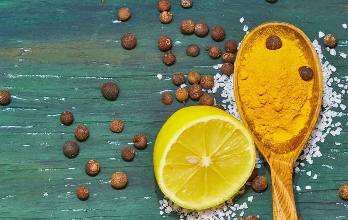 ماسک ماست و زردچوبه ماسک صورت خانگی برای سفیدی پوست