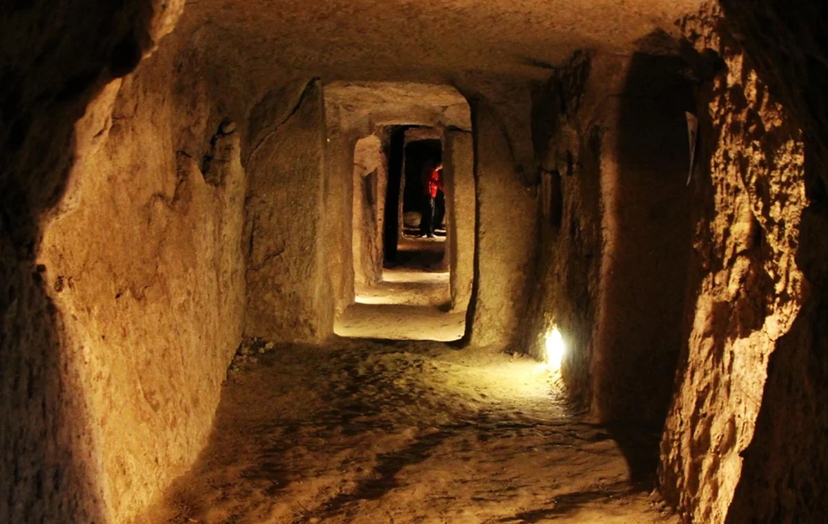شهر زیرزمینی نوشآباد (اویی)
