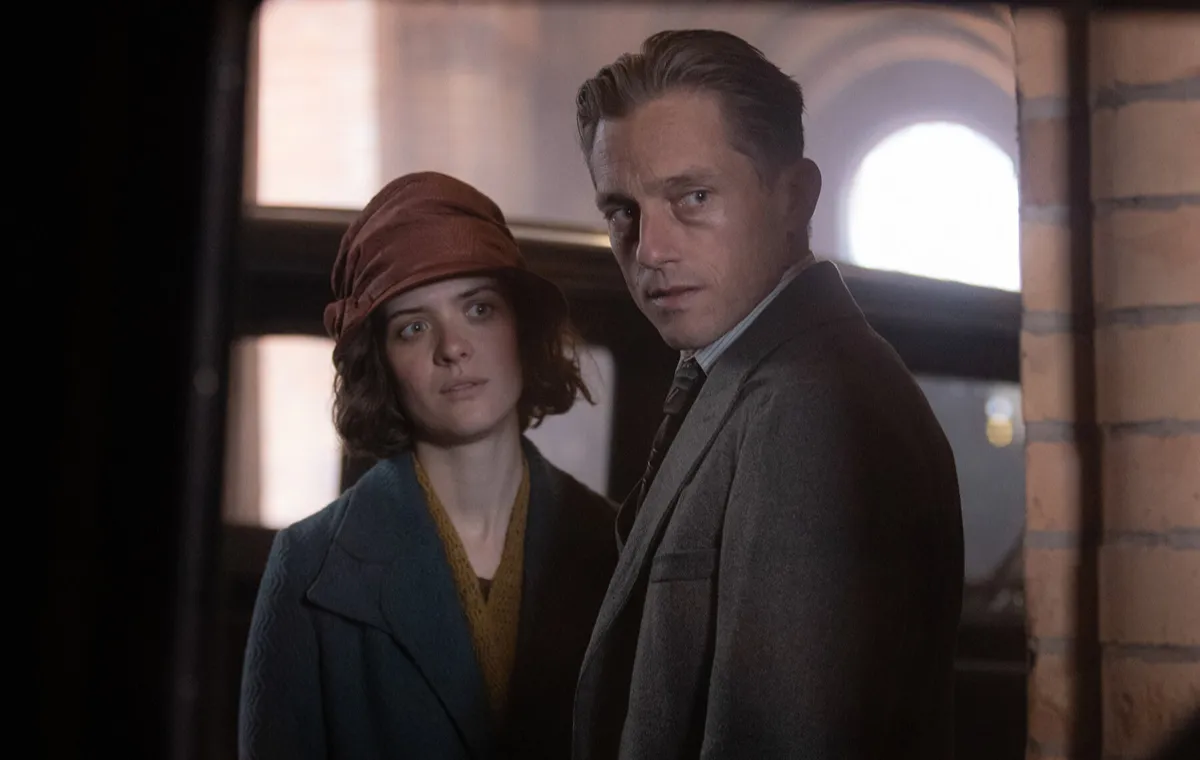 بهترین سریالهای آلمانی برای تقویت زبان 7 بابیلون برلین (Babylon Berlin)