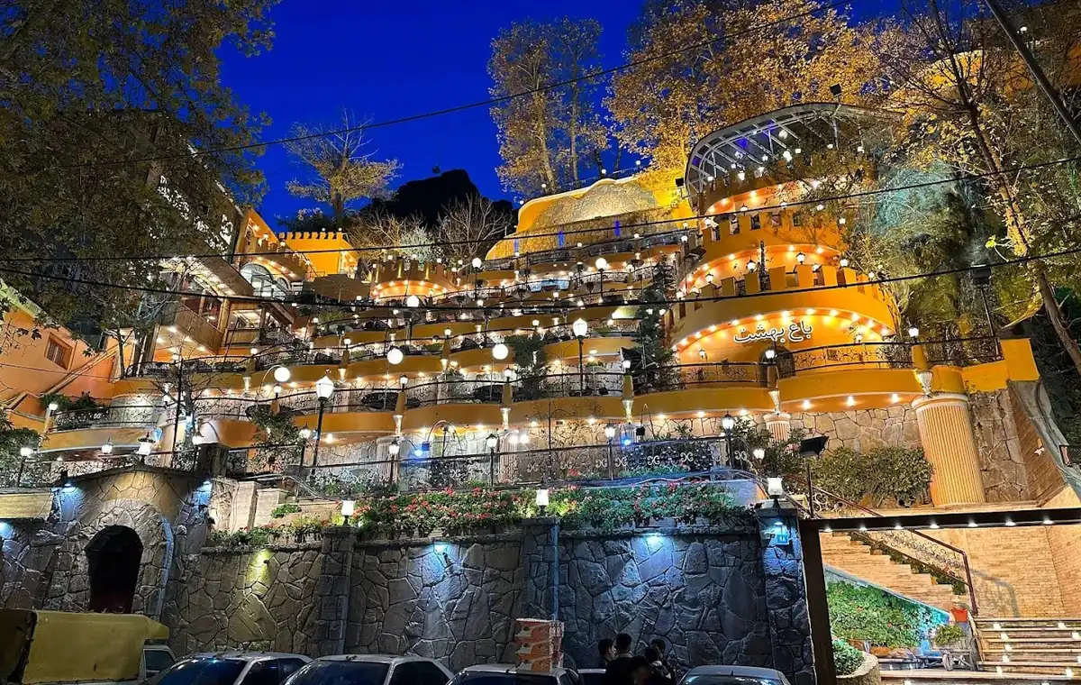 جاهای دیدنی تهران در شب
