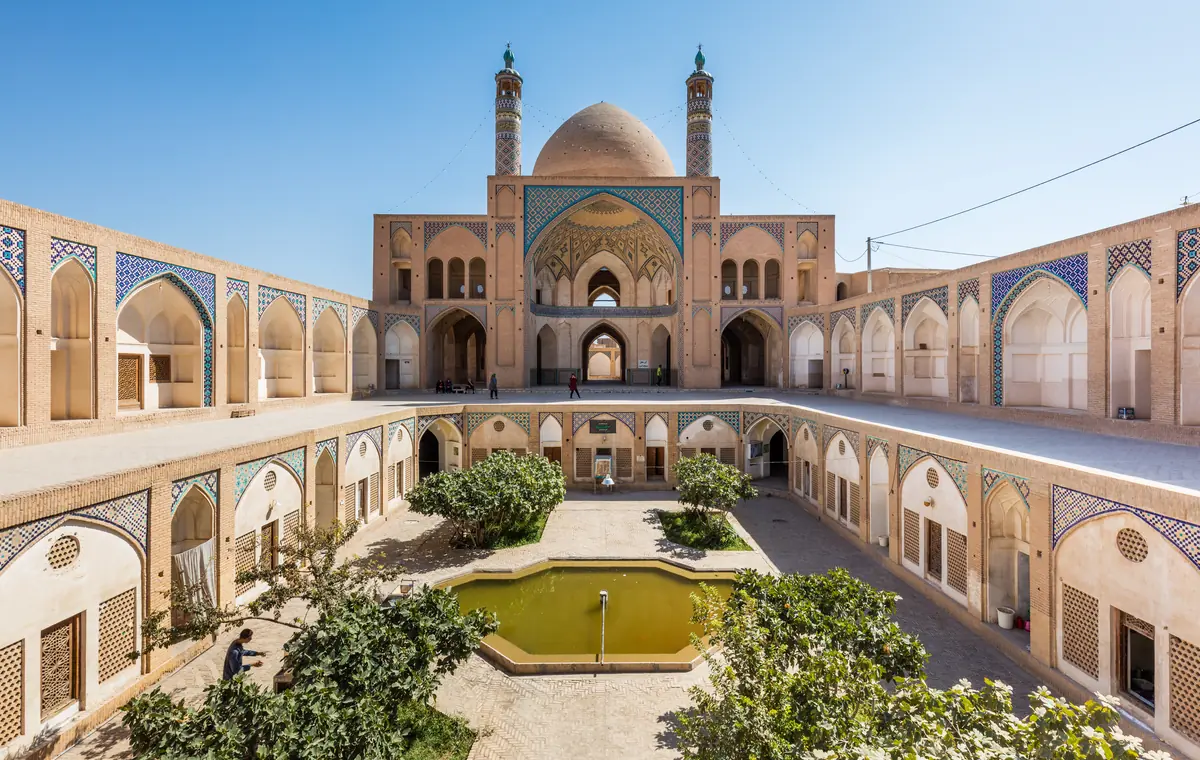 مسجد آقا بزرگ