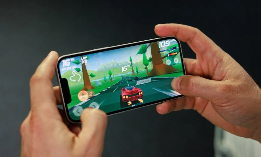 سختافزار iPhone 17e در مقابل iPhone 15