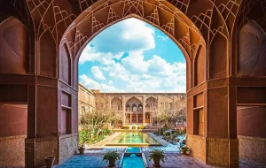 بهترین جاهای دیدنی کاشان؛ ۳۰ جاذبه گردشگری تماشایی