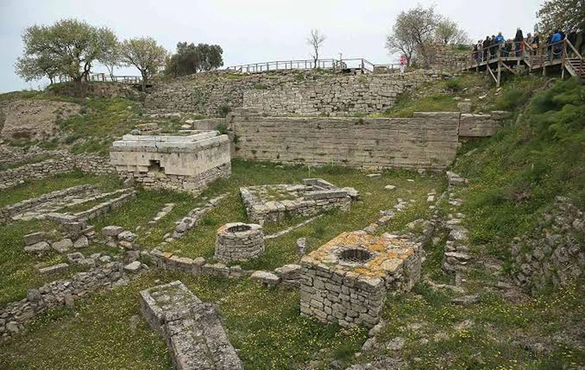 نمایی از حصارلیک