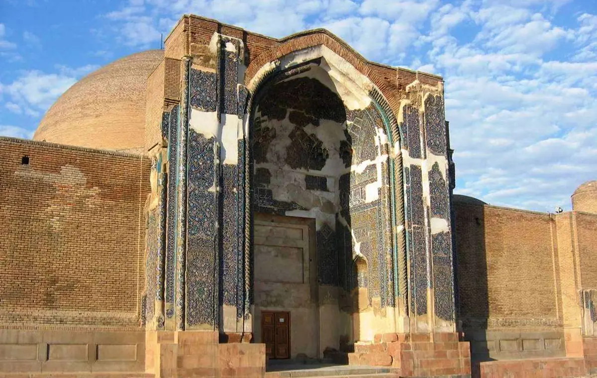 گنبد مسجد کبود چگونه ساخته و بازسازی شد؟