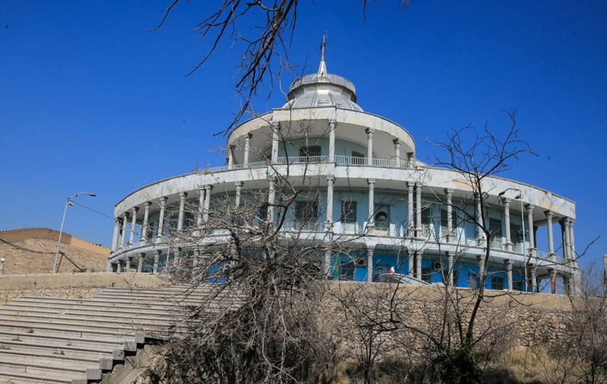 کاخ فرحآباد