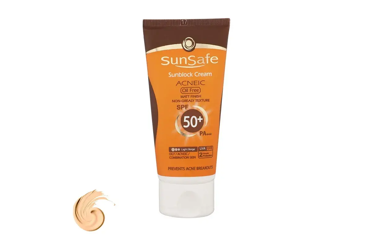 کرم ضد آفتاب رنگی SPF50 سان سیف مناسب پوست چرب