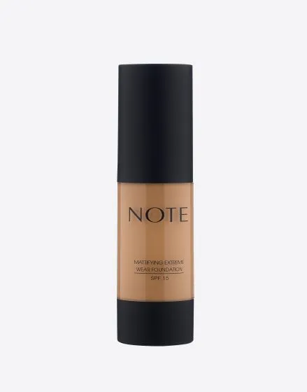11. mattifying-extreme-wear-foundation-102-warm-almond