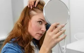 بهترین قرص ضدریزش مو برای زنان؛ تقویت مو از ریشه